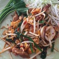 ก๋วยเตี๋ยวหมูต้มยำตำลึงสูตรโบราณ ศาลายาเลียบคลองทวีวัฒนา