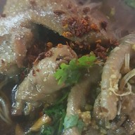 เมนูของร้าน ก๋วยเตี๋ยวไก่โอ๊ค
