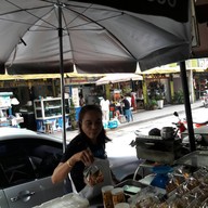 บรรยากาศ วาสนาขนมไทย ซอยอารีย์ 1