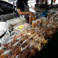 บรรยากาศ วาสนาขนมไทย ซอยอารีย์ 1