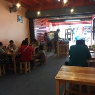 บรรยากาศ ก๋วยเตี๋ยวไข่ต้มยำ