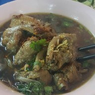 เมนูของร้าน ก๋วยเตี๋ยวไก่โอ๊ค