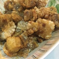 เมนูของร้าน ก๋วยจั๊บญวณข้าวเปียกปอนด์ อ่าวอุดม