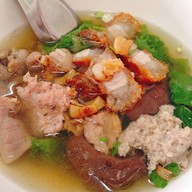 เมนูของร้าน โก๋เบียร์ ข้าว ก๋วยเตี๋ยว
