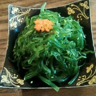 ร้านอาหารแซลมอล