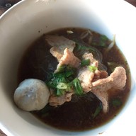 ก๋วยเตี๋ยวเรือวัดพรหมมาสตร์