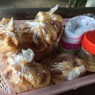 ก๋วยเตี๋ยวเรือวัดพรหมมาสตร์
