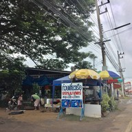 ก๋วยเตี๋ยวเรือวัดพรหมมาสตร์