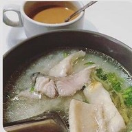 เมนูของร้าน ร้านข้าวมันไก่ฮ่องเต้(โลกยามเช้า) เจ๊น้อย