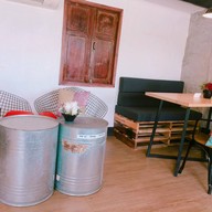 บรรยากาศ The Toto Baker (ตลาดเขต) สะพานข้ามแม่น้ำแคว