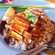 ก๋วยเตี๋ยวเรือลูกเจ๊เล็ก สาขา2 ทางรถไฟ