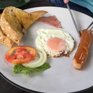 กาแฟสดบ้านหน้าเขาวัง - ถนนราชวิถี