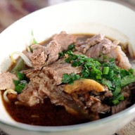 เมนูของร้าน ตำนานเส้นยายชา-มาหานะคอน