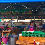 หน้าร้าน โก๋เปี้ยน ก๋วยเตียวเรือ อยุธยา สาขา 10