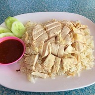 ก๋วยจั๊บชักธง
