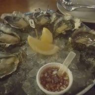 เมนูของร้าน Bélon Oyster & Raw Bar Seen Space