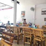 ก๋วยเตี๋ยวเรือท่าพระ