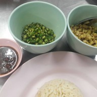 เมนูของร้าน ข้าวมันไก่เจริญ สูตรไหหลำ