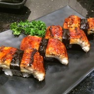 Makoto Sushi Premium