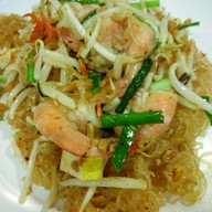 ผัดไทยครูวิ  ห้างเมญ่า ชั้น4