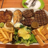 เมนูของร้าน ไก่ย่างข้าวกล่อง ตลาดแบริ่งติดไก่5ดาว