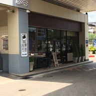 หน้าร้าน M One Coffee