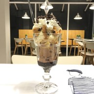 SWEET ESCAPE สัตหีบ