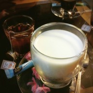 ร้านสะพานลอย อาหารและกาแฟสด