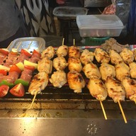 ตลาดนัดมีโชค