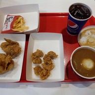 เมนูของร้าน KFC Lotus บึงสามพัน