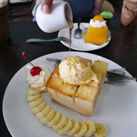 เมนูของร้าน รังผึ้ง