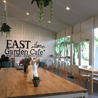 EAST Garden Cafe'