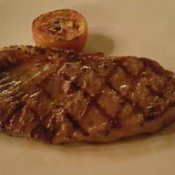 เมนูของร้าน Neil's Tavern Restaurant ร่วมฤดี