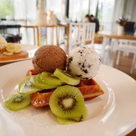 เมนูของร้าน เด็กอ้วน สตรีทฟู้ด ช่วงเวลากิน ไม่จำเจ นนทบุรี