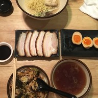 เมนูของร้าน Ton Chin Kan Ramen สุขุมวิท 22