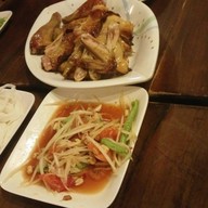 เมนูของร้าน ไก่ย่างกลางกรุง พระราม 3