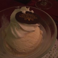 เมนูของร้าน Neil's Tavern Restaurant ร่วมฤดี