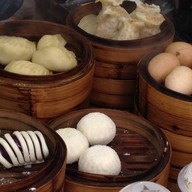 บ้านขนมริมน้ำ