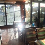บรรยากาศ อร่อยซอย9