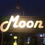 หน้าร้าน D'e Moon