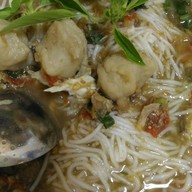 มุมอร่อย ขนมจีนพี่น้อย