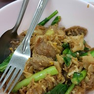 เมนูของร้าน ร้านคุณจี๊ดราดหน้ายอดผัก สมุย
