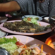 เมนูของร้าน อ๊อดปลาเผา