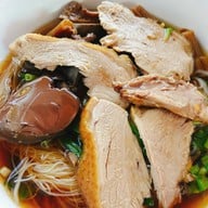 สนามชัยเป็ดพะโล้ 1