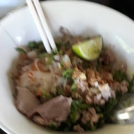 ก๋วยเตี๋ยวสุโขทัย สนามบินสุโขทัย