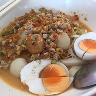 เมนูของร้าน ก๋วยเตี๋ยวนายใบ้ย้อนยุค โชคชัย4 ซอย​27