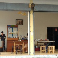 เตี๋ยวหมูตุ๋น ลูกสาวอ้วนหลักห้า