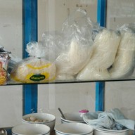 เตี๋ยวหมูตุ๋น ลูกสาวอ้วนหลักห้า