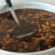 เตี๋ยวหมูตุ๋น ลูกสาวอ้วนหลักห้า