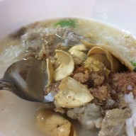 ข้าวต้มปลาบะเต็ง (เจ้าเก่า รพ.กรุงไทย)